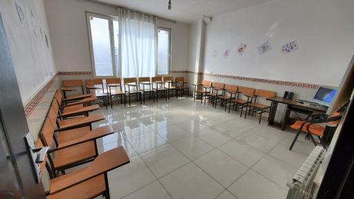 عکس مرکز آموزش زبانهای خارجی عصر زبان