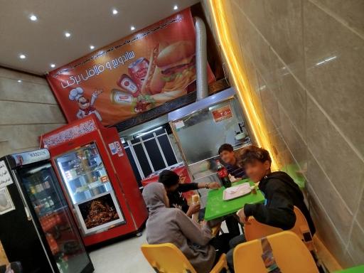 عکس ساندویچی برکت