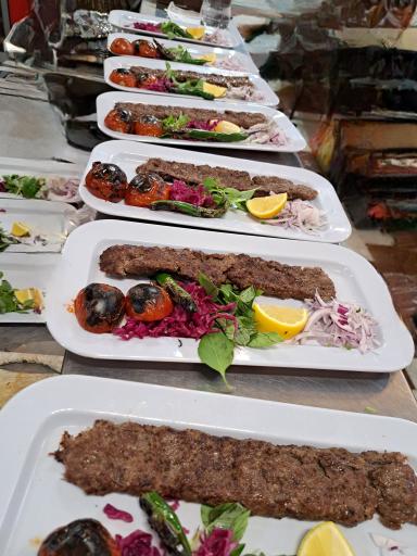 عکس رستوران کبابی تک بناب