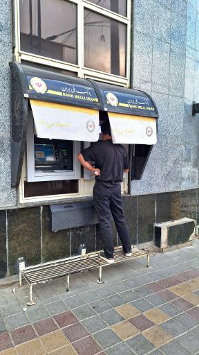 عکس خودپرداز بانک ملی
