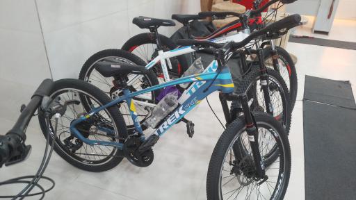 عکس فروشگاه و تعمیرگاه تخصصی دوچرخه آسرا شعبه 2