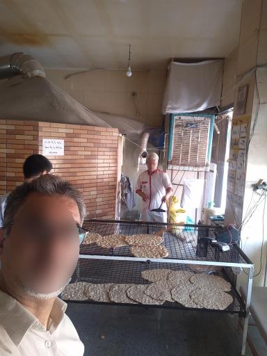 عکس نان تافتون آرد کامل روستا