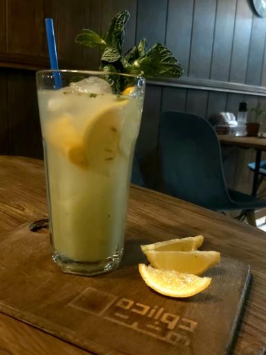 عکس کافه 12.8