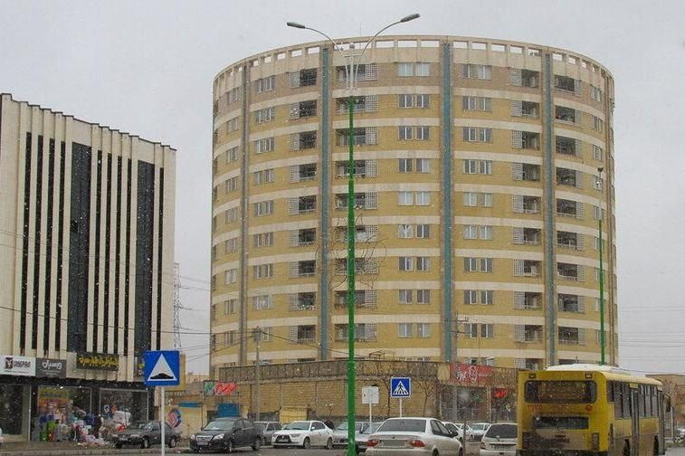 عکس برج زاینده رود