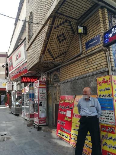 عکس تعمیرگاه تخصصی پروا (  انواع دوربین )