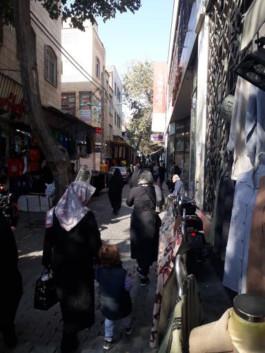 عکس بازار سید جوادی امامزاده حسن 