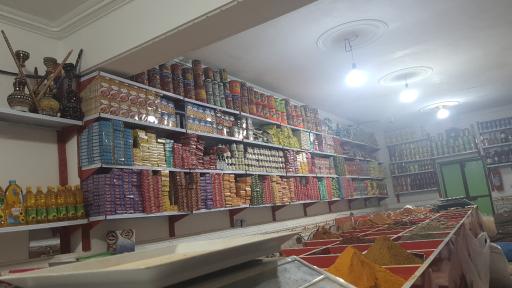 عکس چای و ادویه فروشی مکران