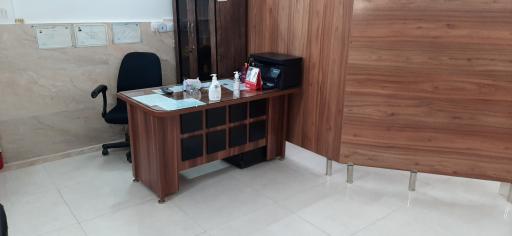 عکس درمانگاه فیزیوتراپی و لیزر درمانی بهبود طب