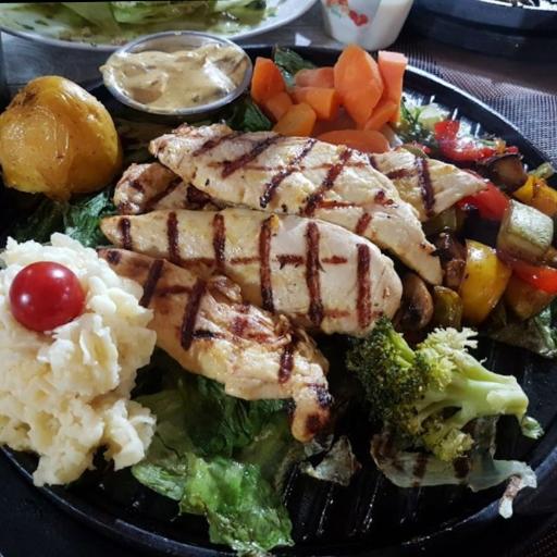 عکس رستوران ایتالیایی و کافی شاپ ژوانی