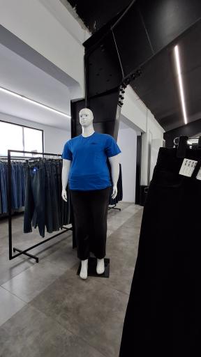 عکس فروشگاه بلو اوتلت