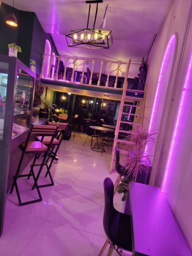 عکس کافه کاژه