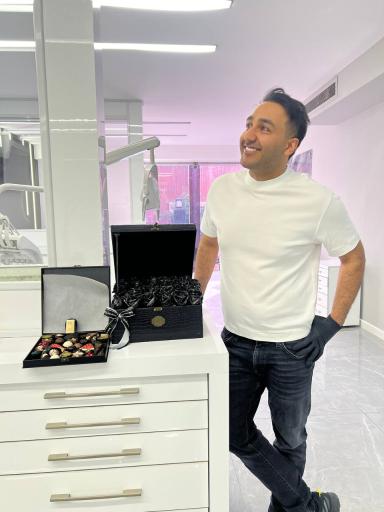 عکس دندانپزشکی دکتر مهدی چاوش