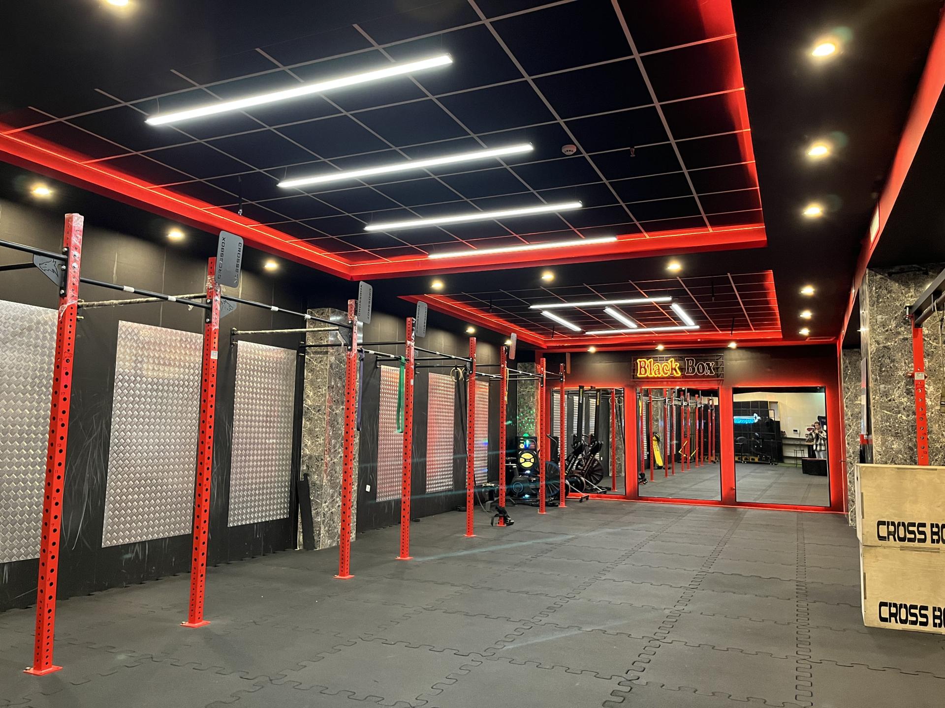 عکس باشگاه جعبه سیاه