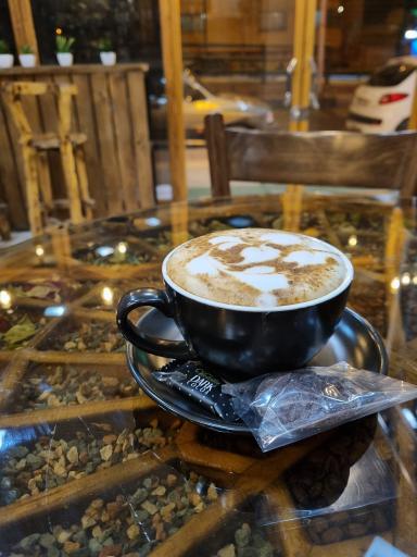 عکس کافه هیدیکا