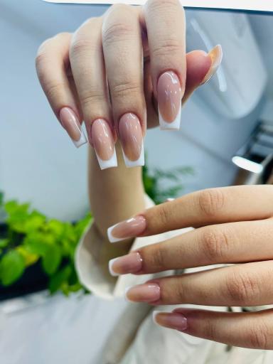 عکس سالن زیبایی هرمود