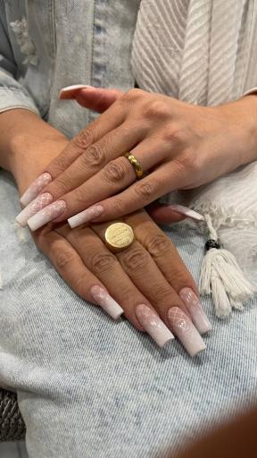 عکس سالن زیبایی هرمود