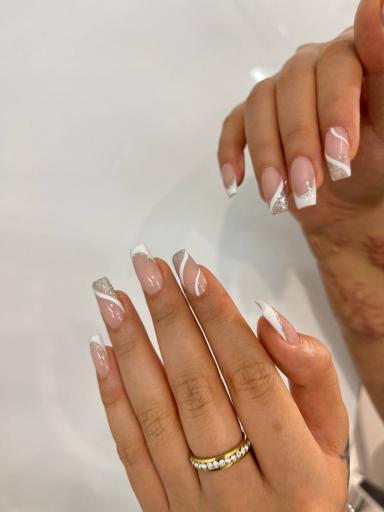 عکس سالن زیبایی هرمود