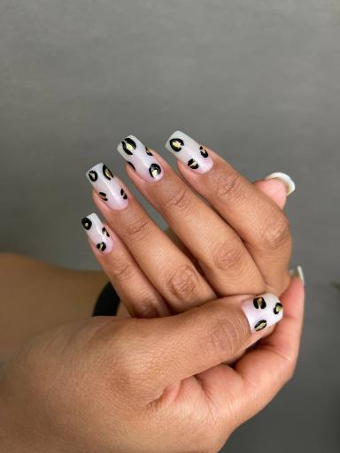 عکس سالن زیبایی هرمود