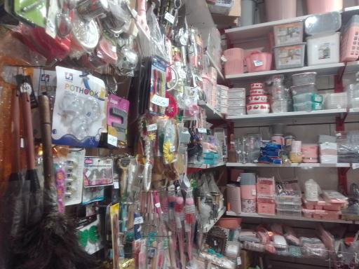 عکس فروشگاه پلاستیک و بلورجات عنبری