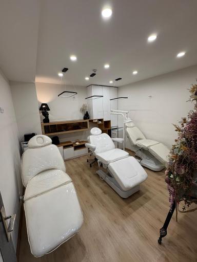 سالن زیبایی هرمود