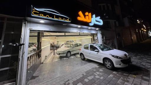 عکس نمایشگاه خودرو کارلند