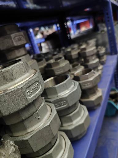 عکس شرکت کامیار استیل زنده رود 