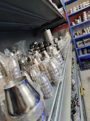 عکس شرکت کامیار استیل زنده رود 