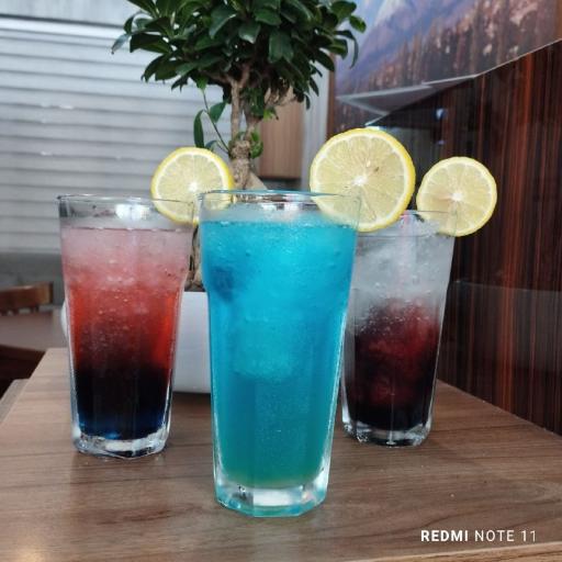 عکس کافه سافاری 