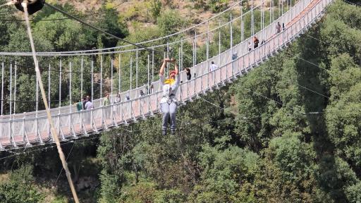 عکس زیپ لاین پل معلق مشگین شهر