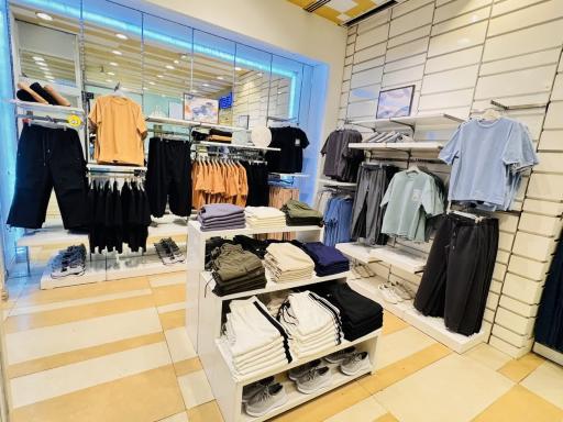 عکس پوشاک جین وست