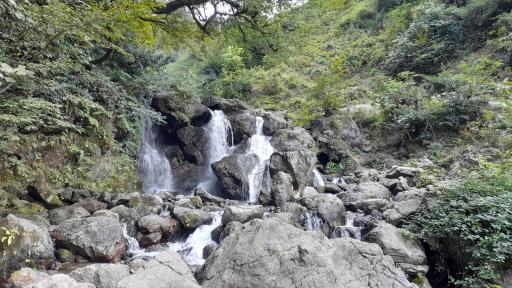 عکس آبشار امامزاده ابراهیم