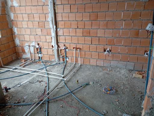 عکس خدمات فنی آریا