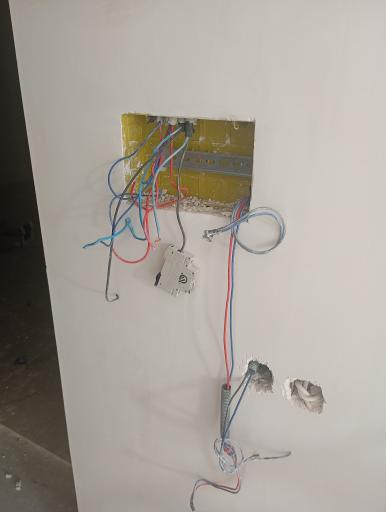 عکس خدمات فنی آریا