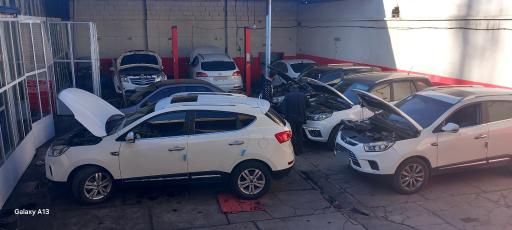 عکس تعمیرگاه چین تکنیک۲