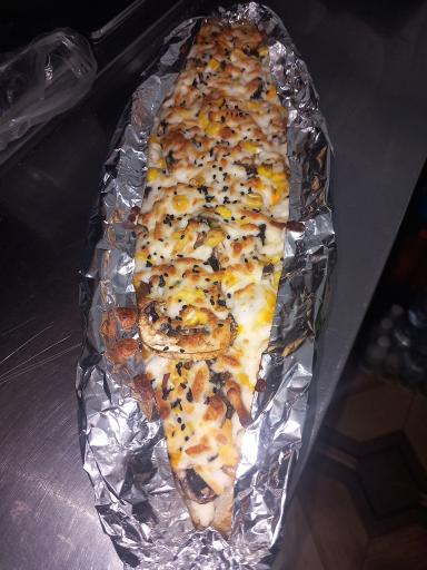 عکس پیتزا فست فود آدرین