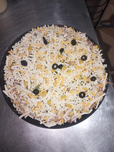 عکس پیتزا فست فود آدرین