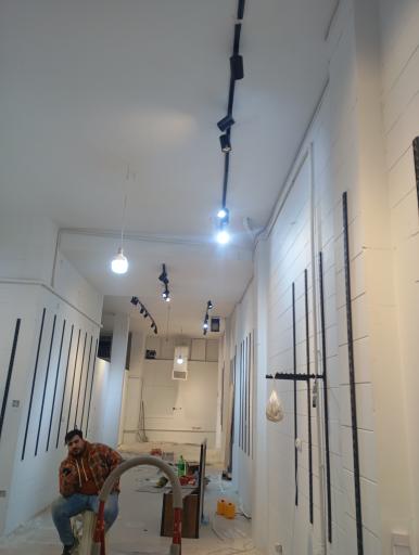 عکس خدمات فنی آریا