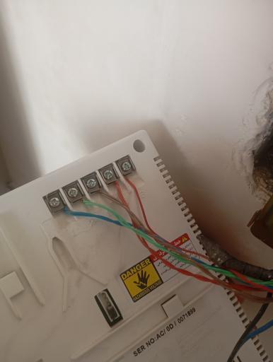 عکس خدمات فنی آریا