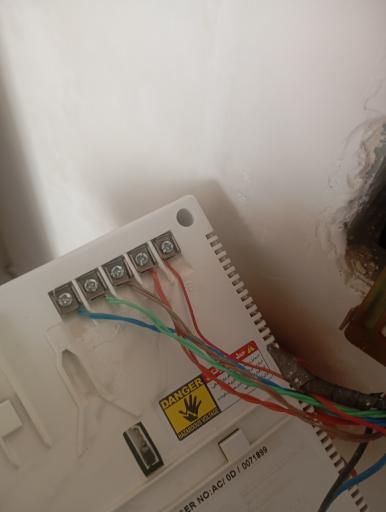 عکس خدمات فنی آریا