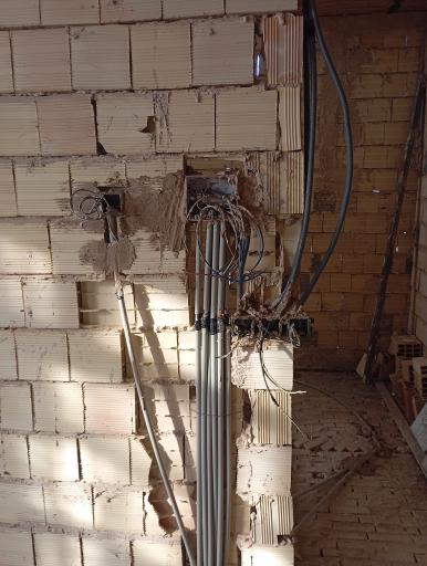 عکس خدمات فنی آریا