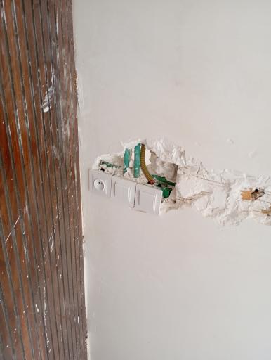 عکس خدمات فنی آریا