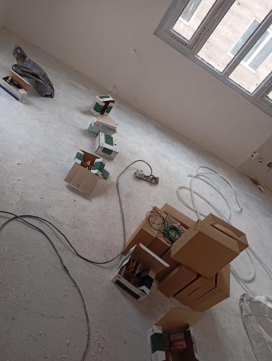 عکس خدمات فنی آریا