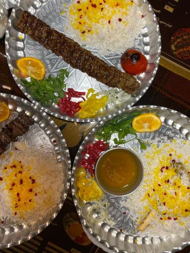 عکس رستوران سنتی مسی