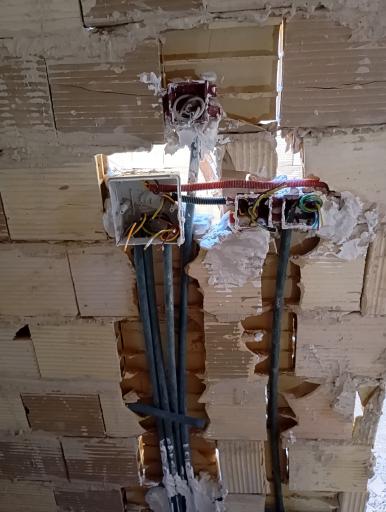 عکس خدمات فنی آریا