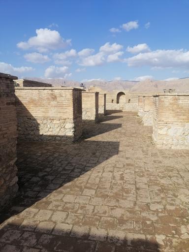 عکس قلعه تاریخی محمدتقی خان کیانی