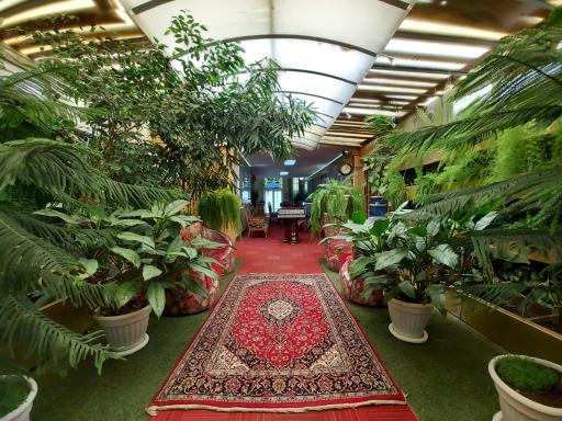 عکس هتل آپارتمان هخامنشیان پارتاک اصفهان