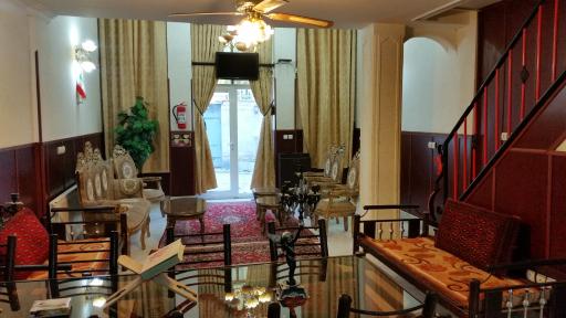 عکس هتل آپارتمان هخامنشیان پارتاک اصفهان