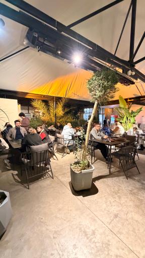 کافه رستوران عدن