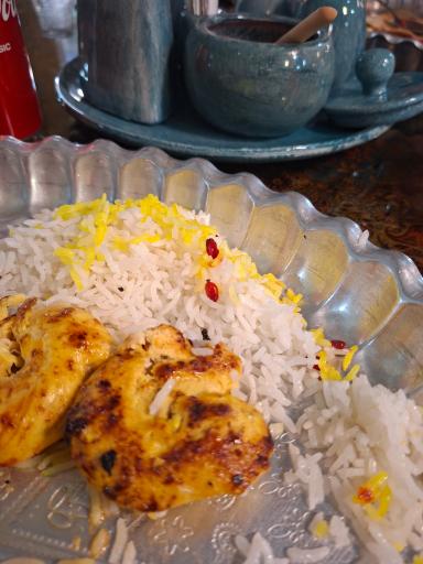 عکس رستوران سنتی مسی