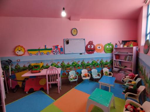 عکس مهد و پیش دبستانی باغ گلهای حضرت رقیه خاتون (س) 